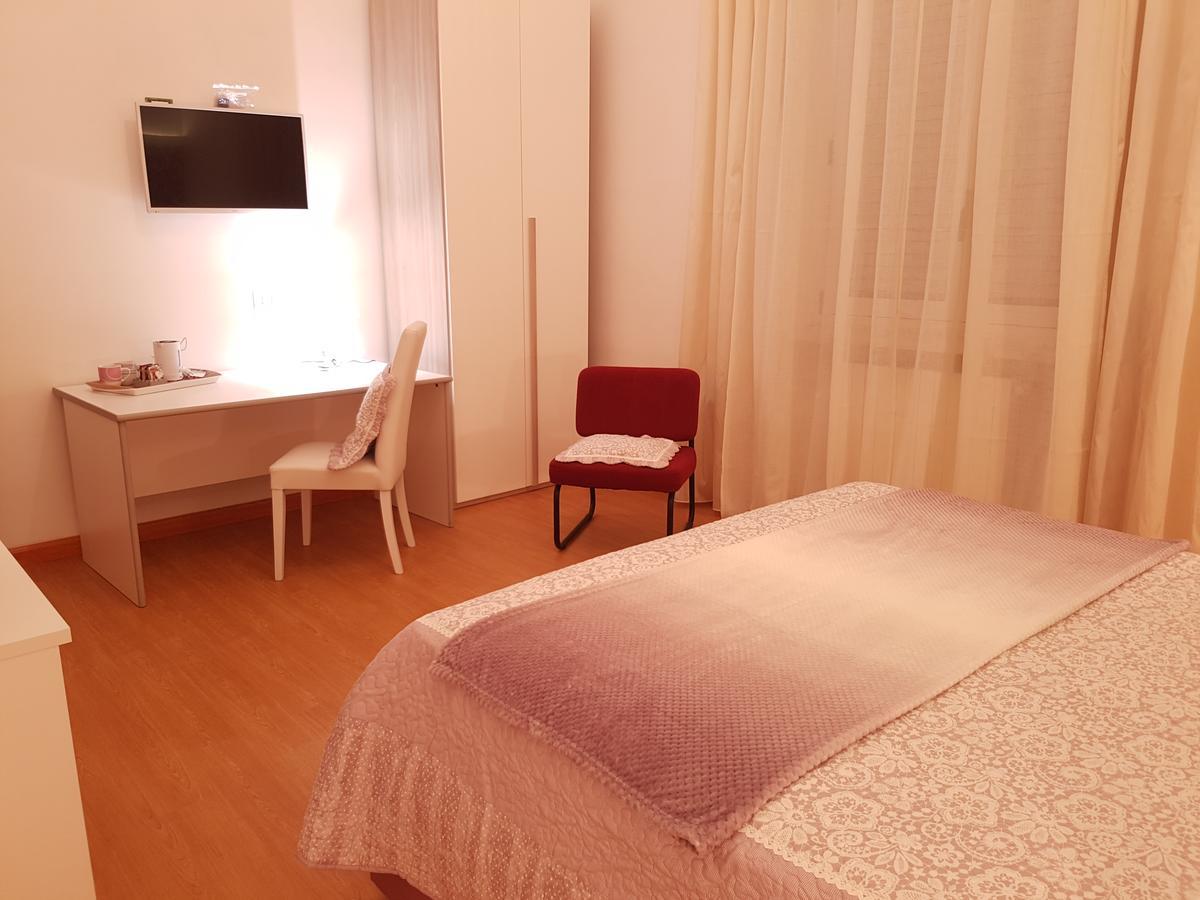B&B Abatjour - Ambiente Sanificato - Test Antilegionella Assolto Foggia Exteriér fotografie