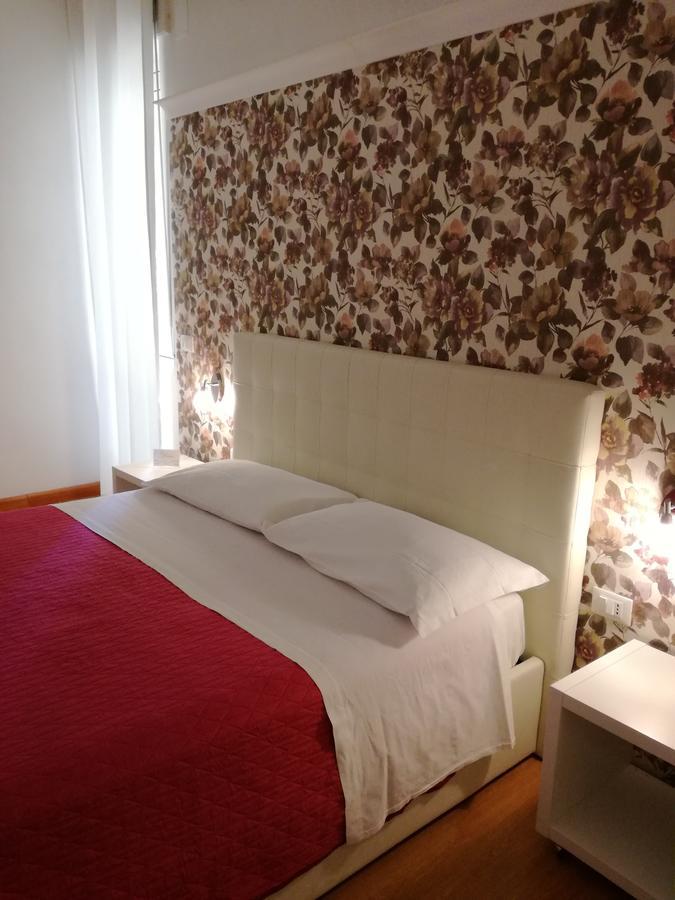 B&B Abatjour - Ambiente Sanificato - Test Antilegionella Assolto Foggia Exteriér fotografie