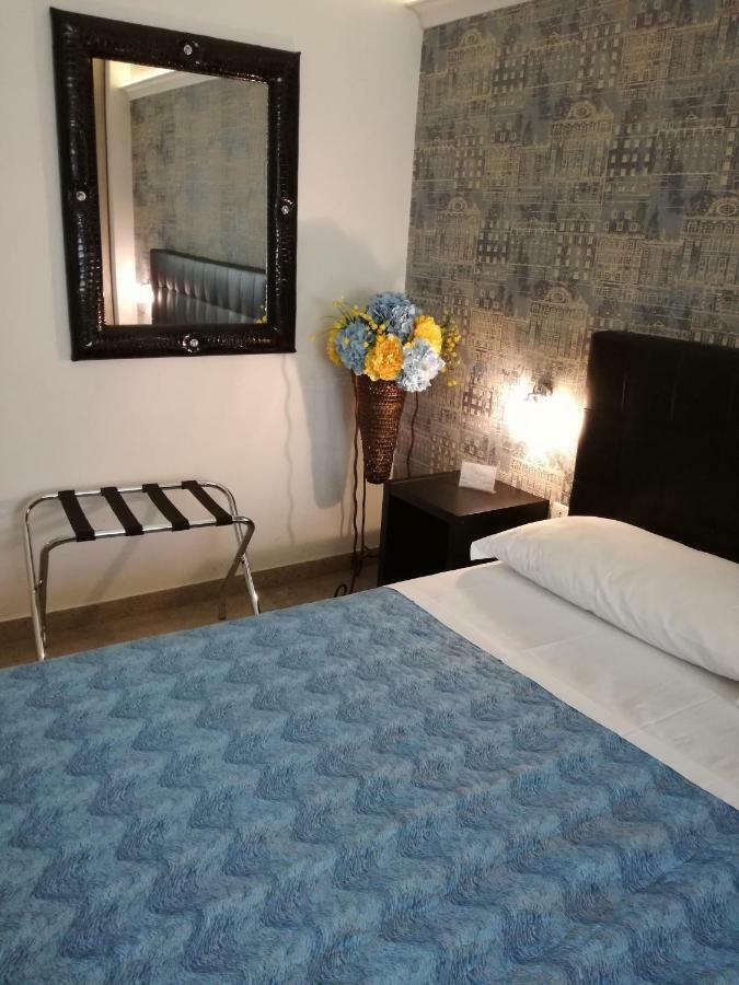 B&B Abatjour - Ambiente Sanificato - Test Antilegionella Assolto Foggia Exteriér fotografie