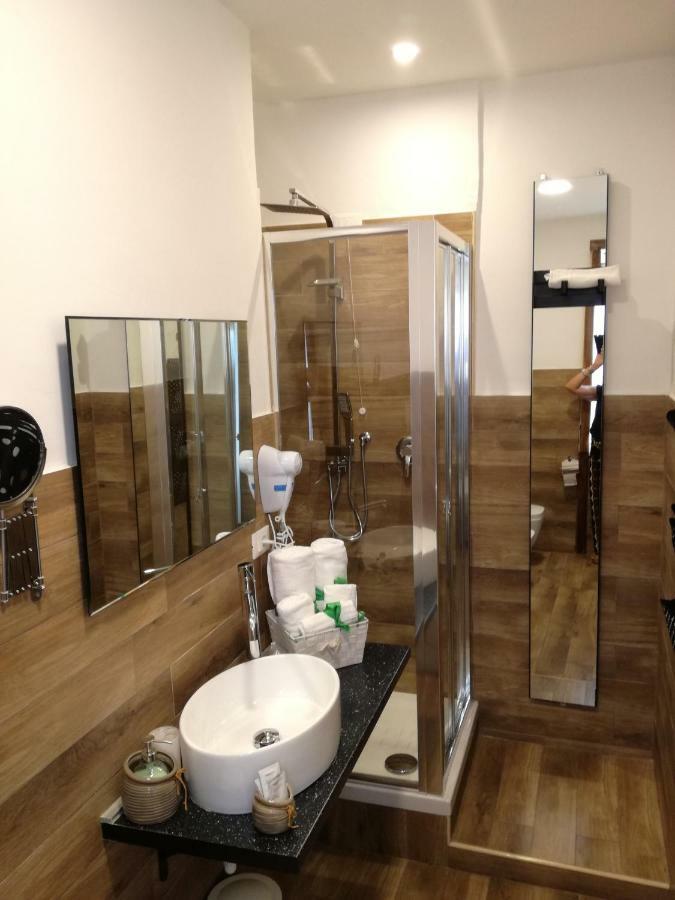 B&B Abatjour - Ambiente Sanificato - Test Antilegionella Assolto Foggia Exteriér fotografie