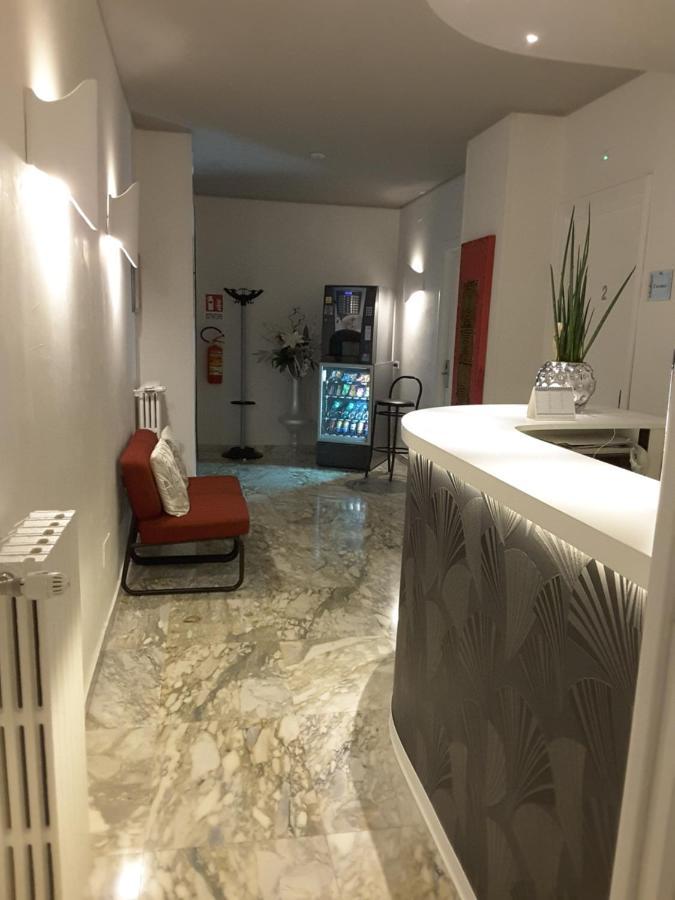 B&B Abatjour - Ambiente Sanificato - Test Antilegionella Assolto Foggia Exteriér fotografie